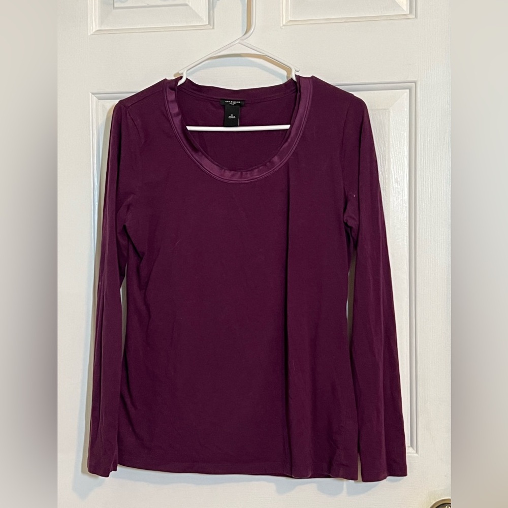 Plum colored ANN Taylor ladies long sleeve top